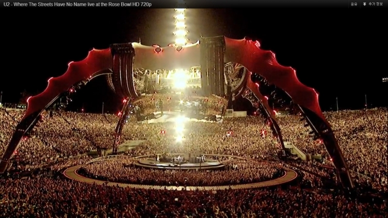 U2 - Where the streets have no name live at the rose bowl HD 720p5.jpg