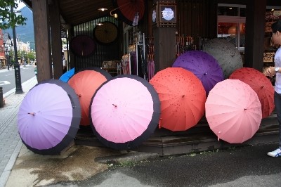 IMG_0385.JPG : 분홍 우산을 찾아요ㅜ